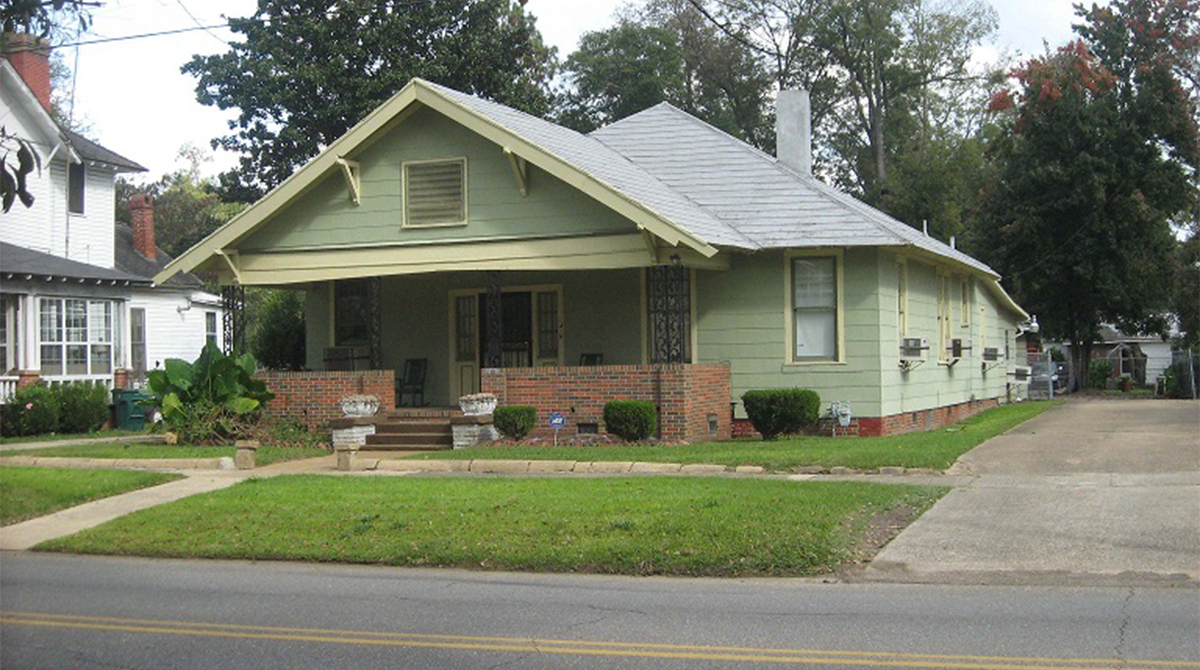 The Jackson Home at its location at 1416 Lapsley Street, Selma