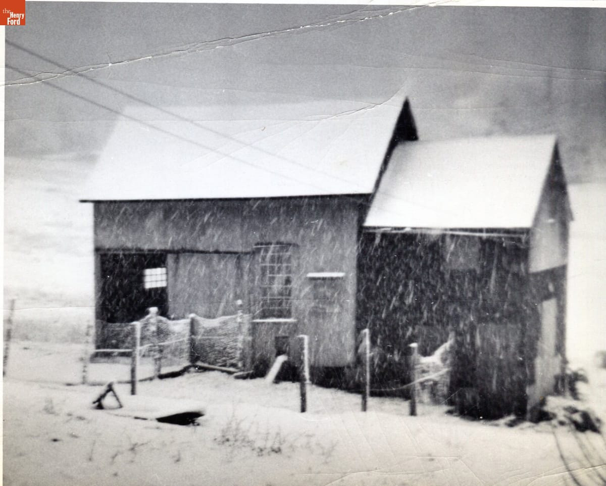 Kelley Barn in a Snowstorm, 1948 / THF720523