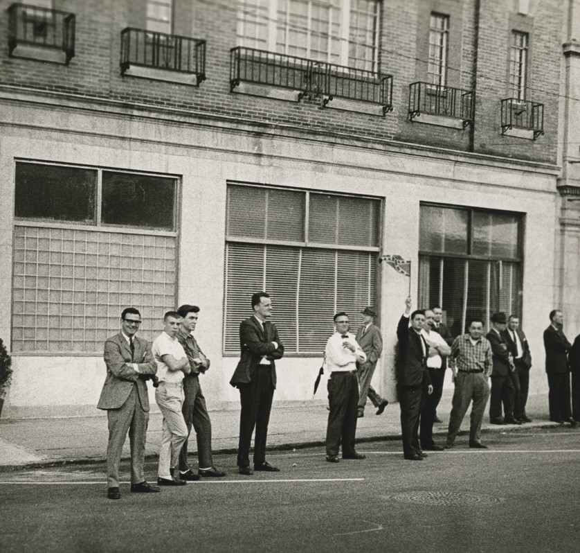 Counterprotesters gather in Montgomery, Alabama, on March 25, 1965, during the Selma voting rights movement, reflecting the opposition faced by civil rights demonstrators throughout the South.