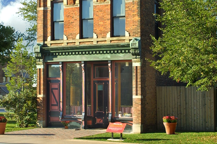 Grimm Jewelry Store