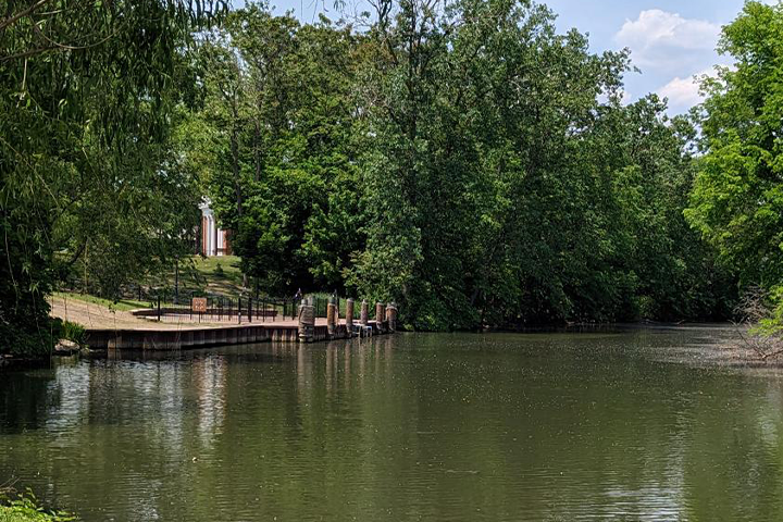 Suwanee Landing